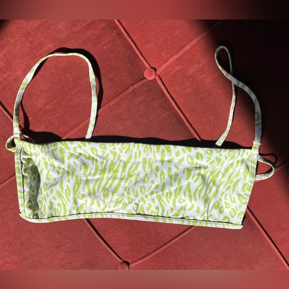 LA Hearts by PacSun Lime Green Animal Print Bikini Top — Size M